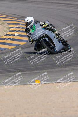 media/Sep-30-2023-SoCal Trackdays (Sat) [[636657bffb]]/Turns 9 and 10 (1010am)/